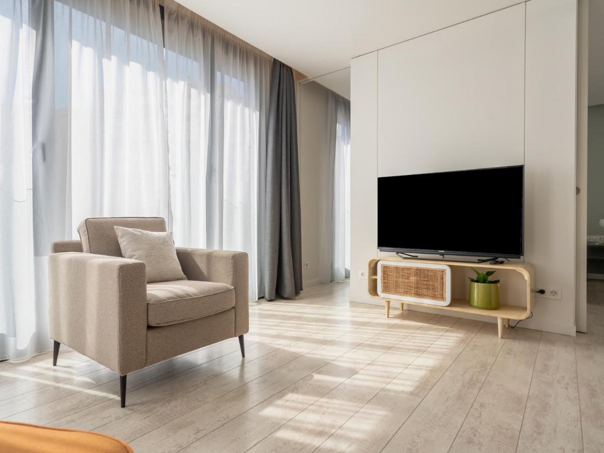 Limehome Barcelona Rector Triado Bagian luar foto