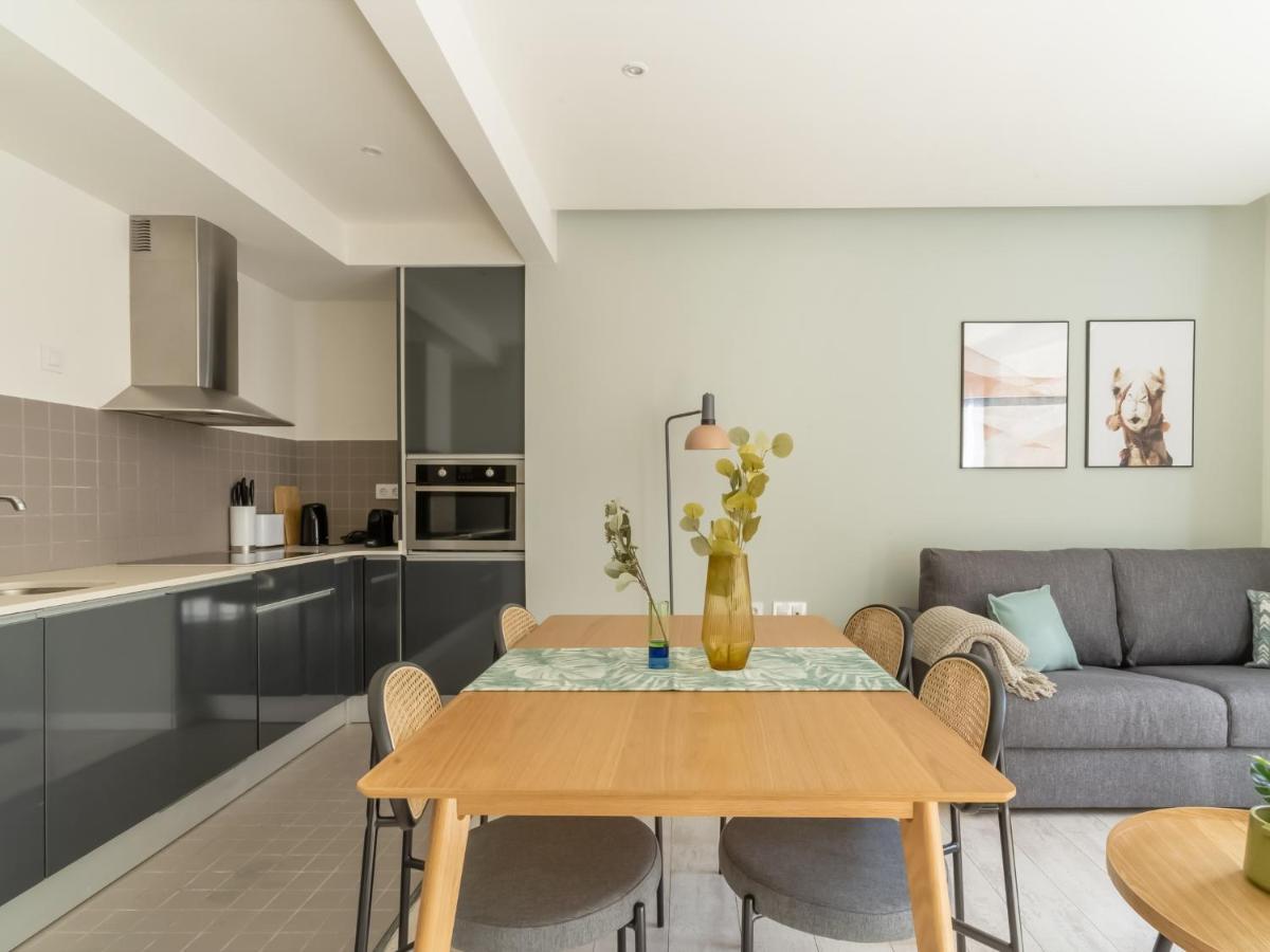 Limehome Barcelona Rector Triado Bagian luar foto