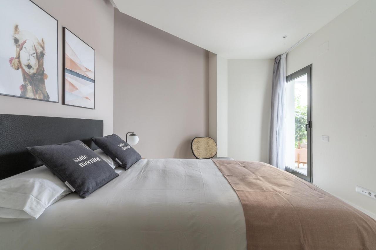 Limehome Barcelona Rector Triado Bagian luar foto