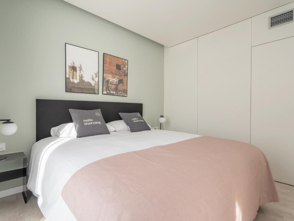 Limehome Barcelona Rector Triado Bagian luar foto