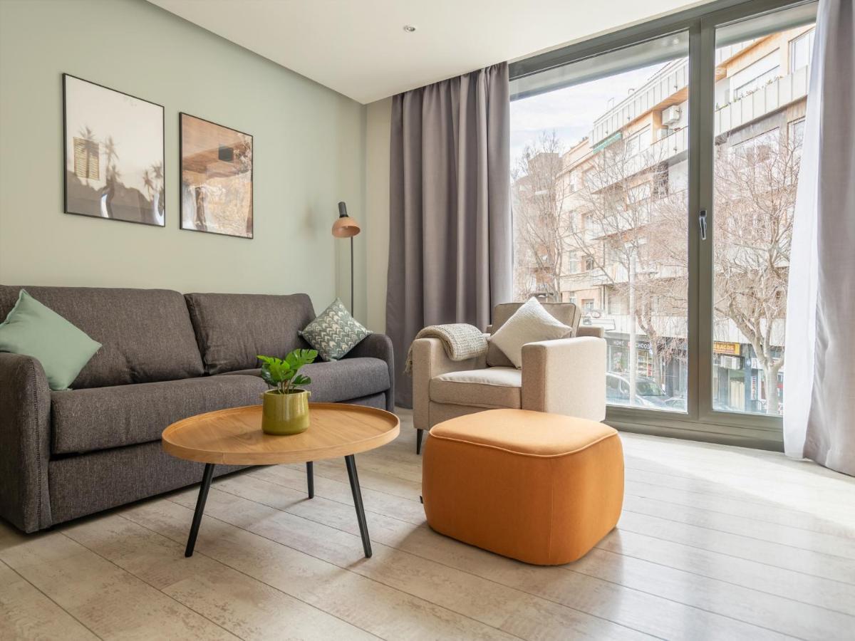 Limehome Barcelona Rector Triado Bagian luar foto