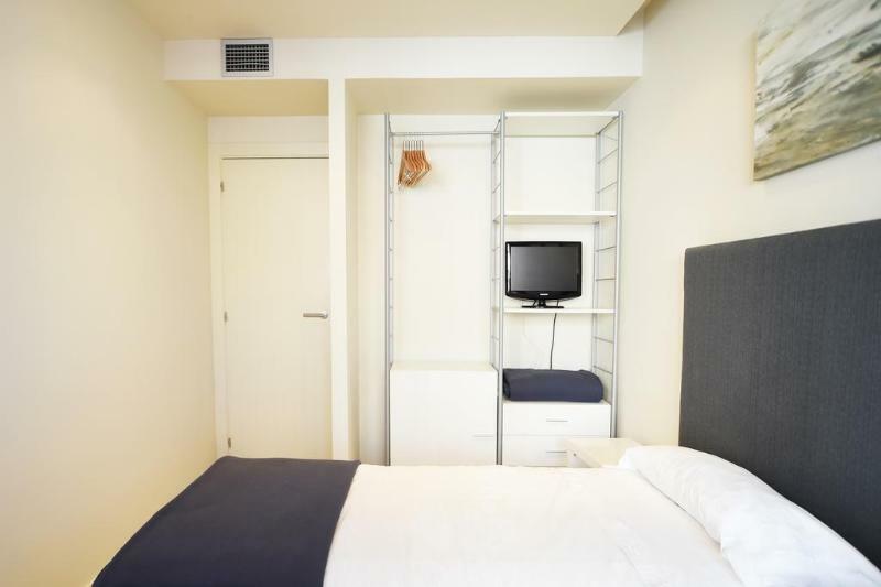 Limehome Barcelona Rector Triado Bagian luar foto